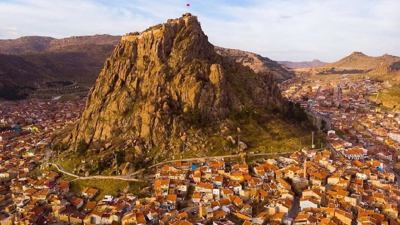 Foto - Türkiye’nin en mutlu şehirleri belli oldu! Zirvedeki ilimiz herkesi ters köşe yaptı