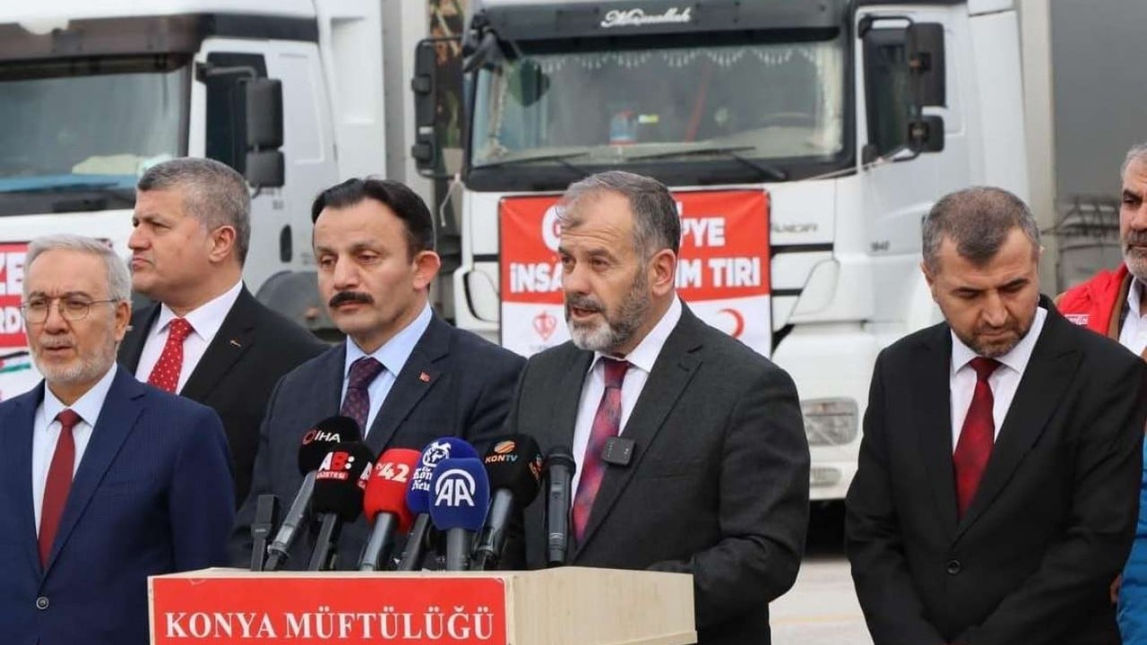 Foto - Türkiye'nin Gazze desteği sürüyor: Konya'dan 15 tırlık insani yardım