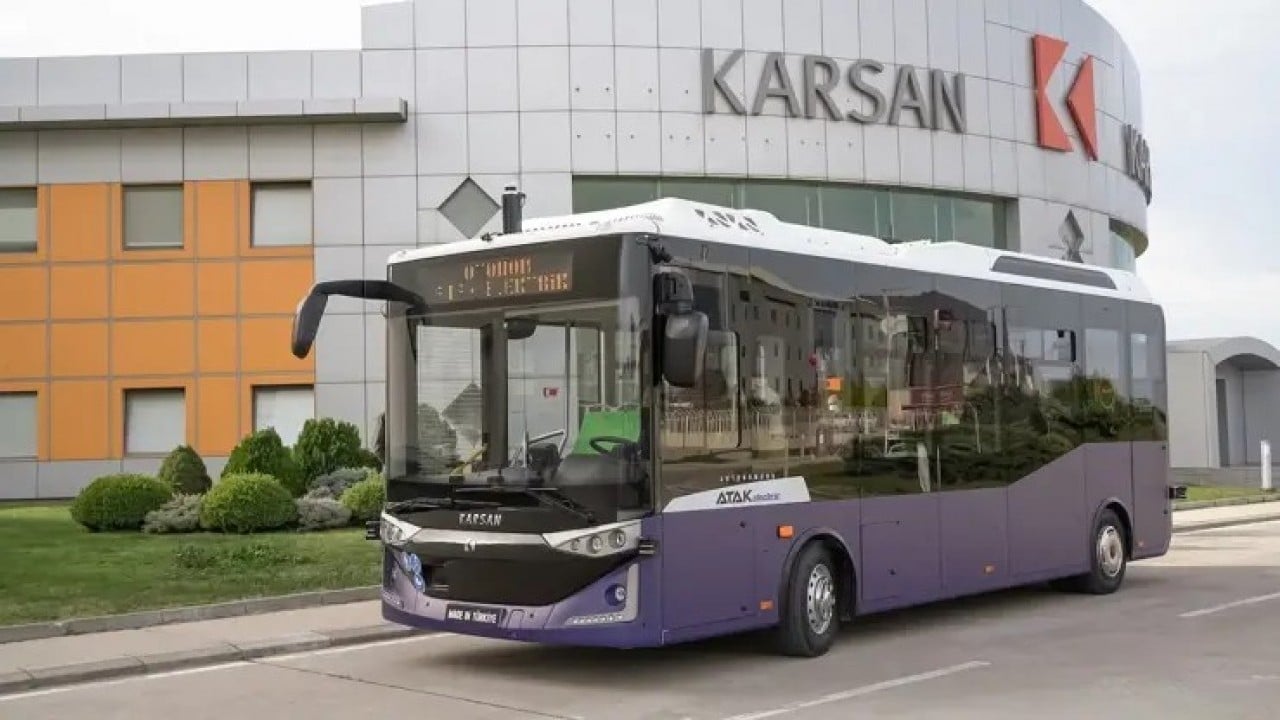 Foto - Türkiye'nin insansız otobüsünü karalamaya çalıştılar: Gerçek ortaya çıktı