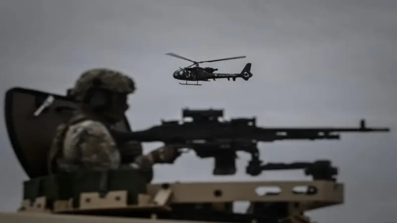 Foto - Türkiye’nin savunma gücü başlarını döndürünce birden çark ettiler: SAFE kapıları ardına kadar açılıyor