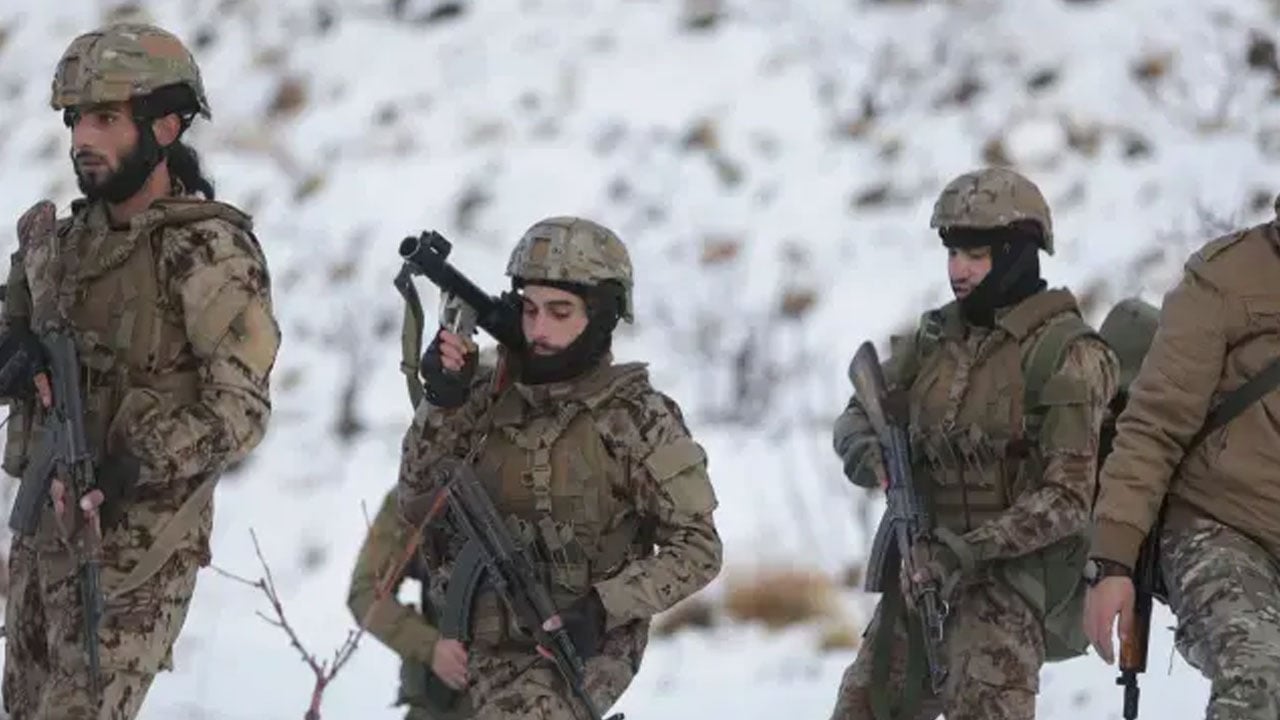 Foto - Türkiye’nin yanı başında şehir kuşatıldı: İşte dünyanın izlediği kuşatmada son gelişmeler