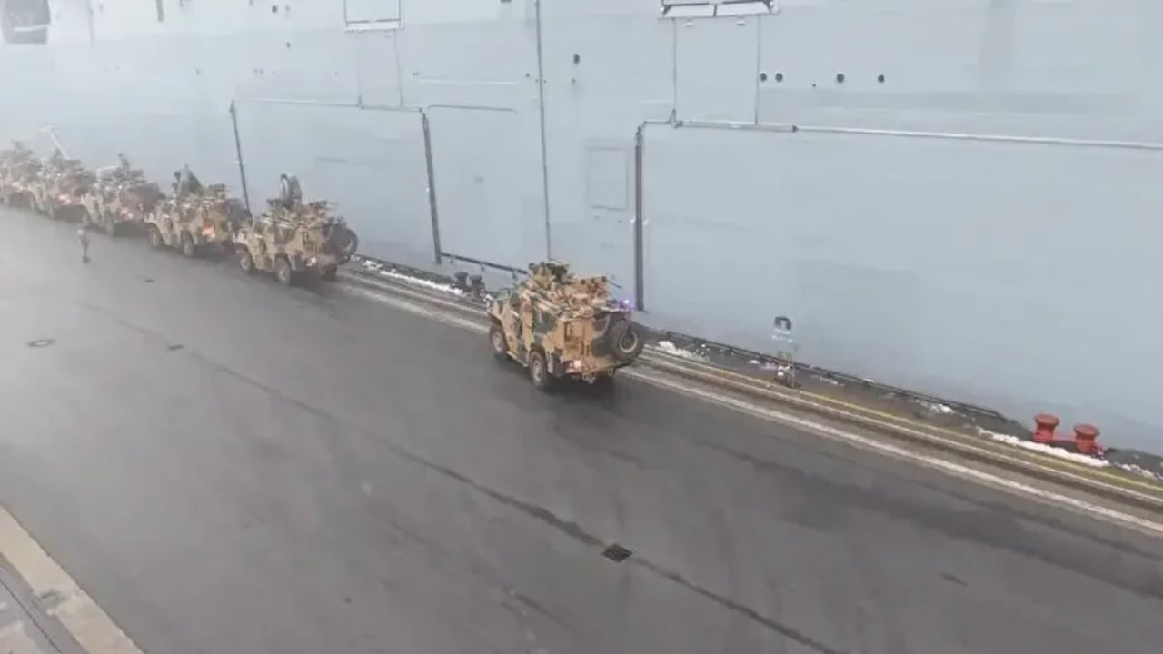 Foto - Türkiye’nin yüzen devi TCG ANADOLU, NATO’ya imzayı çaktı! Mehmetçik ağızları açık bıraktı