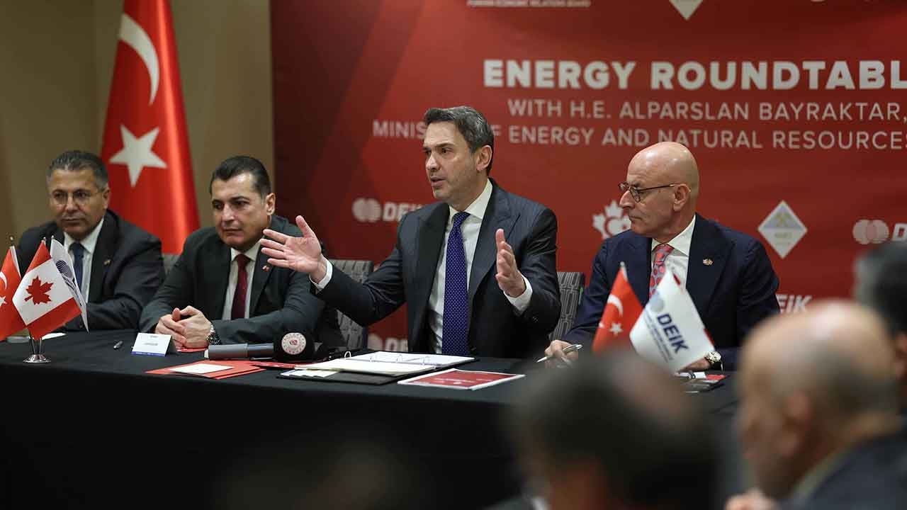 Foto - Türkiye'ye ambargo koyup İHA kamerası satmayan Kanada ile iş nerelere geld!