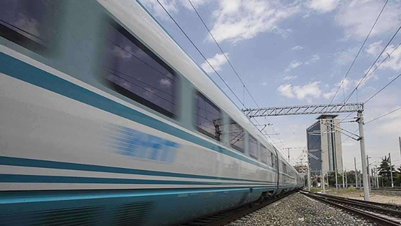 Foto - Türkiye'ye büyük müjde verildi: Hızlı trenle İstanbul'dan o kente sadece 80 dakikada gidilecek