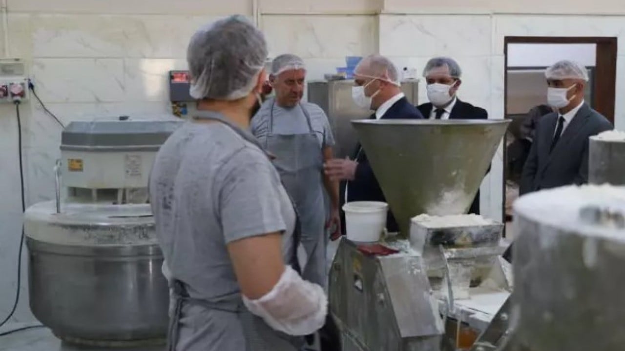 Foto - Lise olduklarına kim inanır: Yıllık ciro ağızları açık bıraktı!