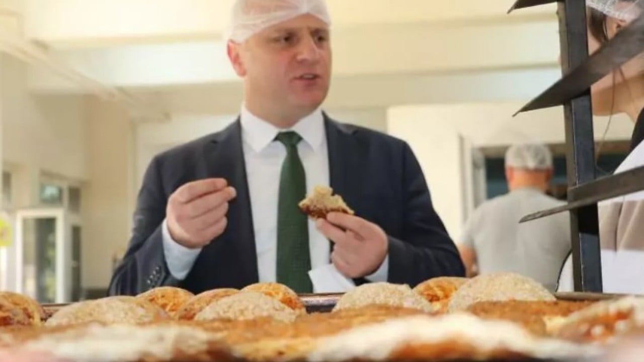 Foto - Lise olduklarına kim inanır: Yıllık ciro ağızları açık bıraktı!