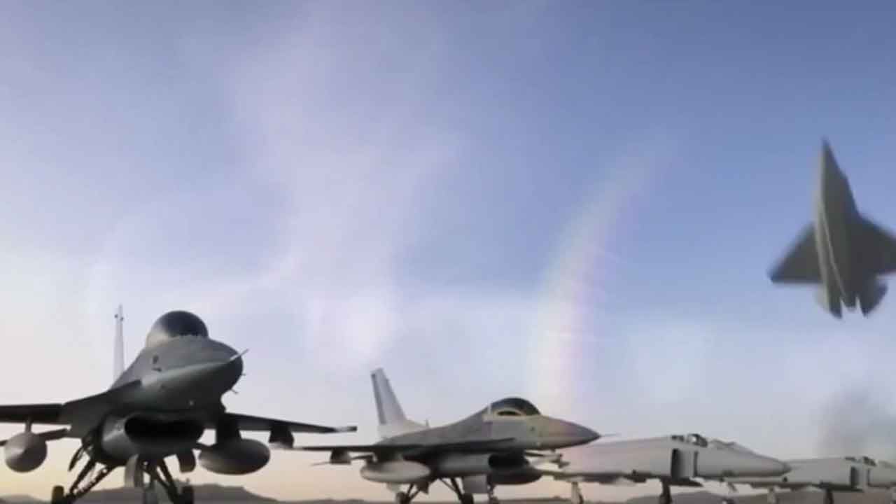 Foto - Türkiye'ye ciddi rakip: F-35'leri bitirecek gizli silahı devreye soktular