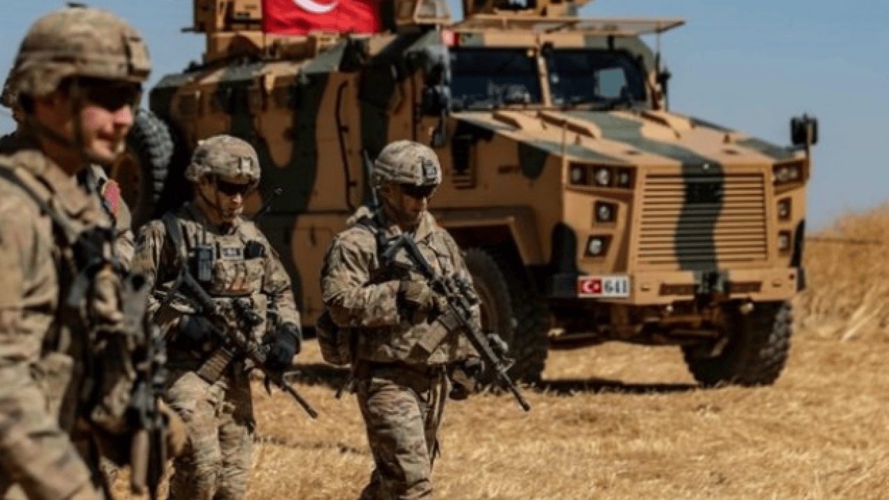 Foto - Türkiye'ye kafa tutmak isterken rezil oldular! Boylarının ölçüsünü aldılar!