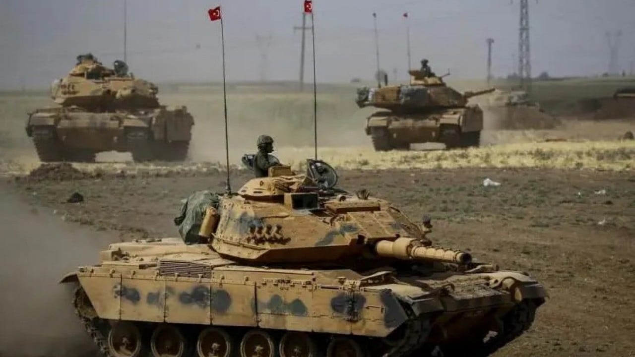 Foto - Türkiye'ye kafa tutmaya kalkan Yunanistan'ın askeri gücü gündem oldu: 227 savaş uçağı, 1362 adet tank