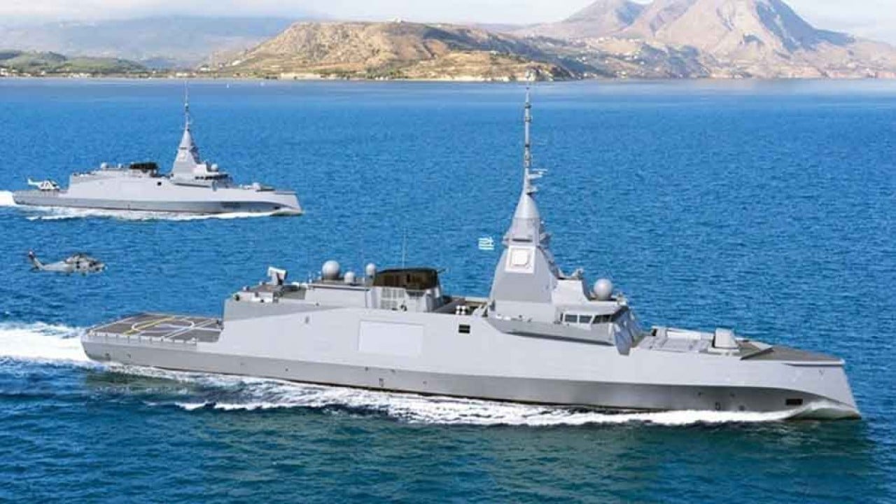 Foto - Türkiye’ye karşı en çok bel bağladıkları savaş gemisi suya indirildi