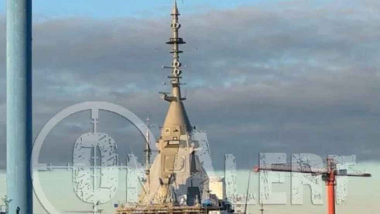 Foto - Türkiye’ye karşı en çok bel bağladıkları savaş gemisi suya indirildi