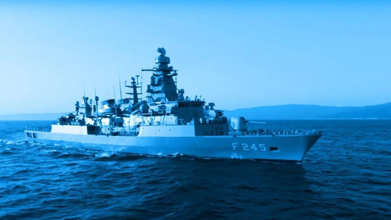 Foto - Türkiye'ye karşı savaş gemisi almışlardı! Gemideki askerlerin peş peşe aldıkları karar ortalığı ayağa kaldırdı