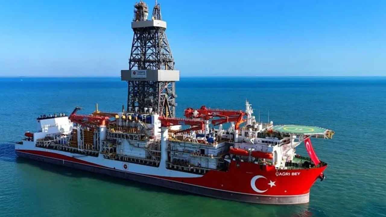 Foto - Türkiye'ye petrolden pay verecekler: 30 milyar varil için 7 bin 500 metre derine iniliyor