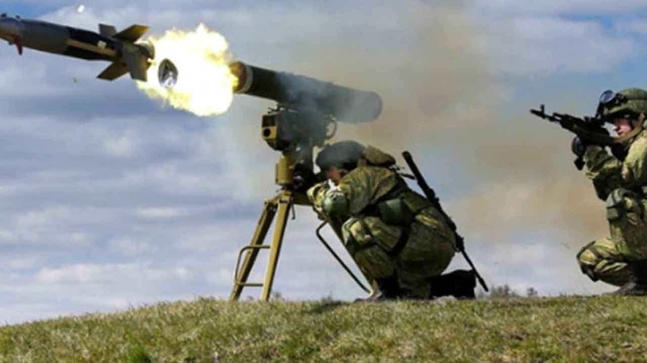 Foto - Türkiye'ye saldırmak için 300 milyon euroluk silah alıyorlar! Sınıra konuşlandıracaklar