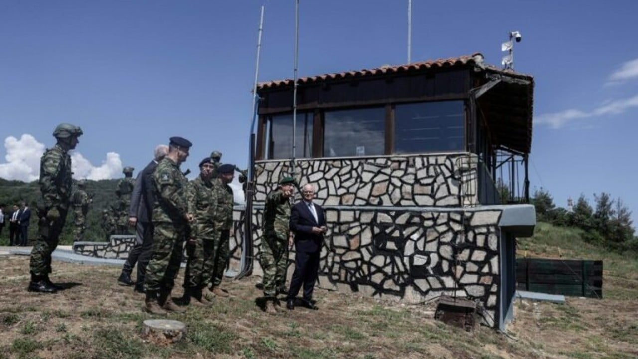 Foto - Sınıra sıfır noktasında küstah hamle! 12 saat boyunca askerlerle uyudu: Türkiye'yi görüyoruz