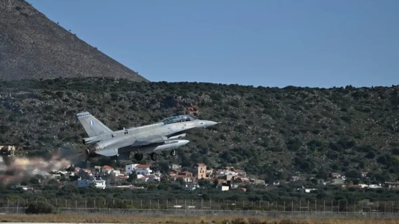 Foto - Türkiye'ye skandal tehdit: Tüm savaş uçaklarımızda İsrail'in Hamaney'i öldürmek için kullandığı bombalar var