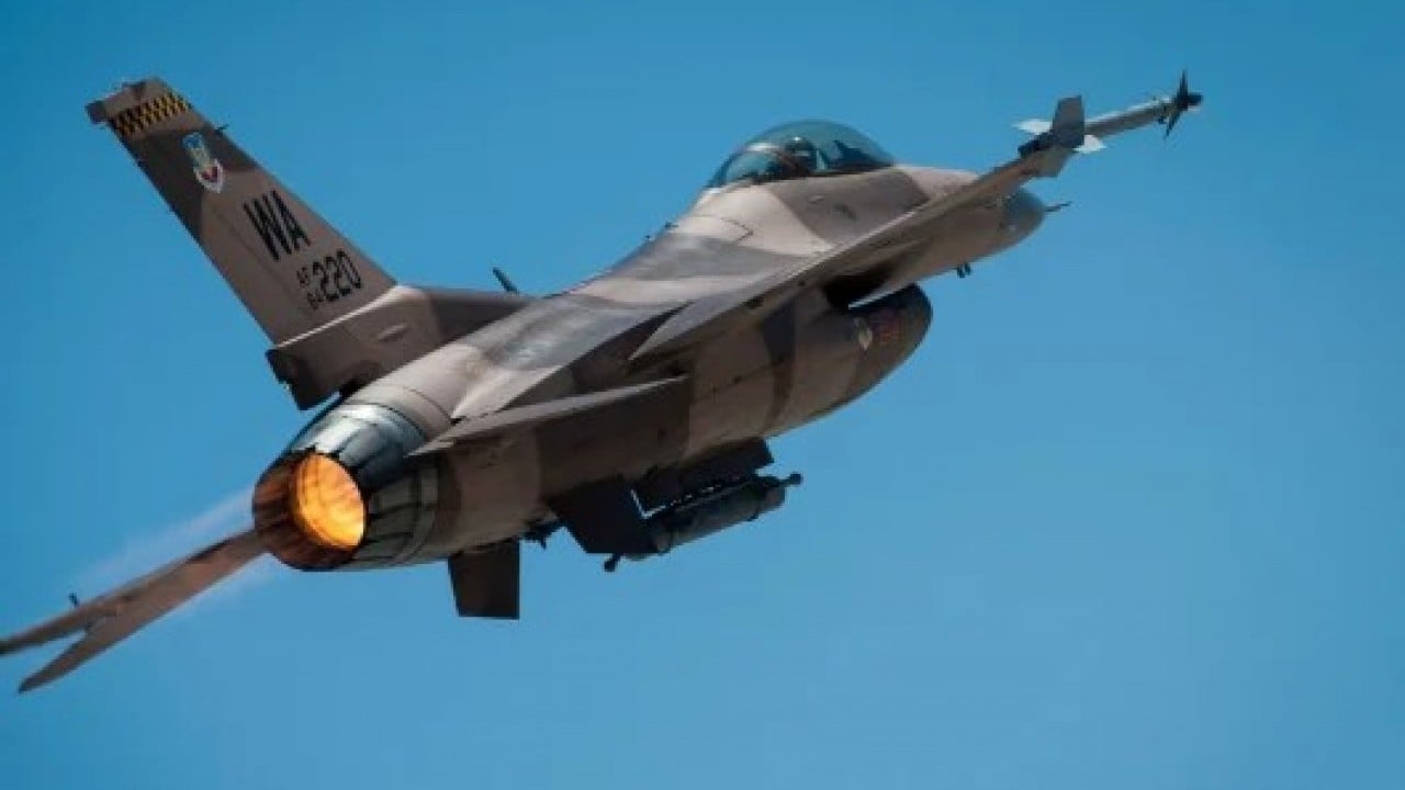 Foto - Türkiye'ye skandal tehdit: Tüm savaş uçaklarımızda İsrail'in Hamaney'i öldürmek için kullandığı bombalar var