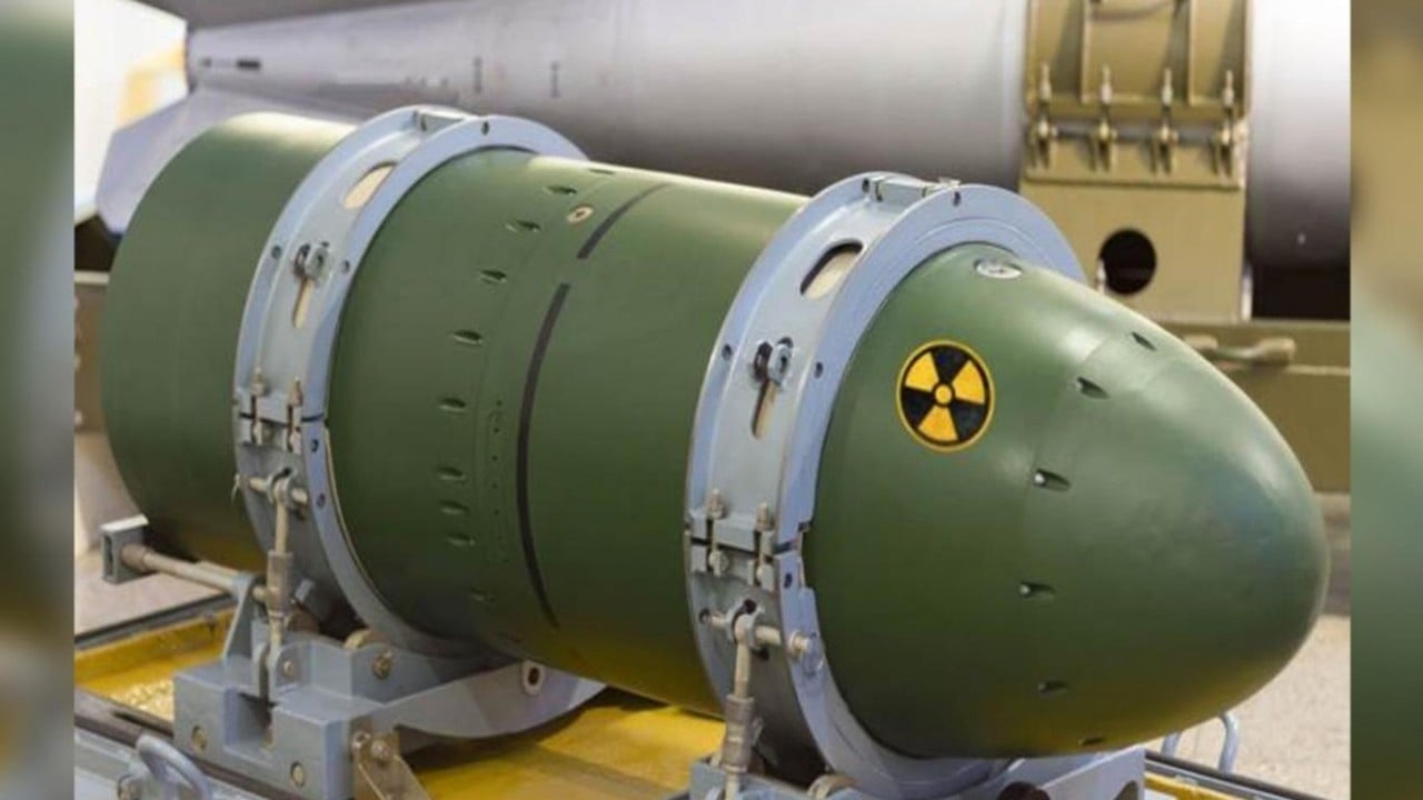 Foto - Türkiye'yi de ilgilendiren şok gelişme! Rum yazar '56 nükleer silah orada' dedi, yazı apar topar yayından kaldırıldı