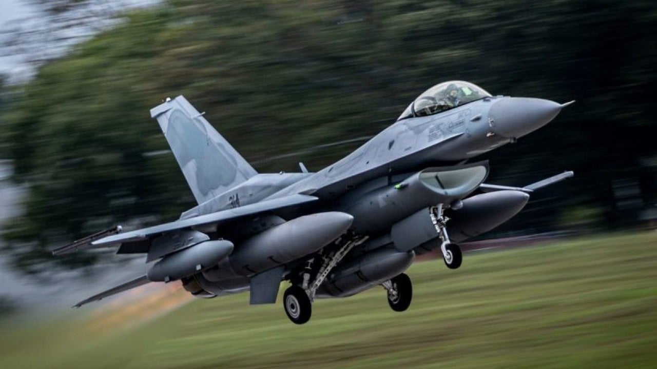 Foto - Türkiye'yi kazıklamaya kalkmışlardı: F-16'lar güle oynaya ülkeye gidiyor