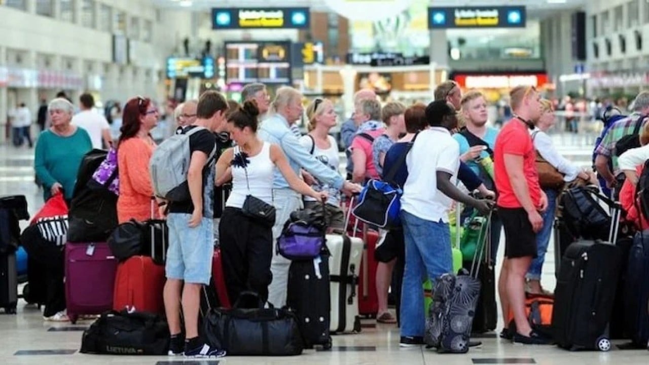 Foto - Almanlar Türkiye'ye akın ederken tepki toplayan çıkış! Masabaşı oyunlarına başladılar