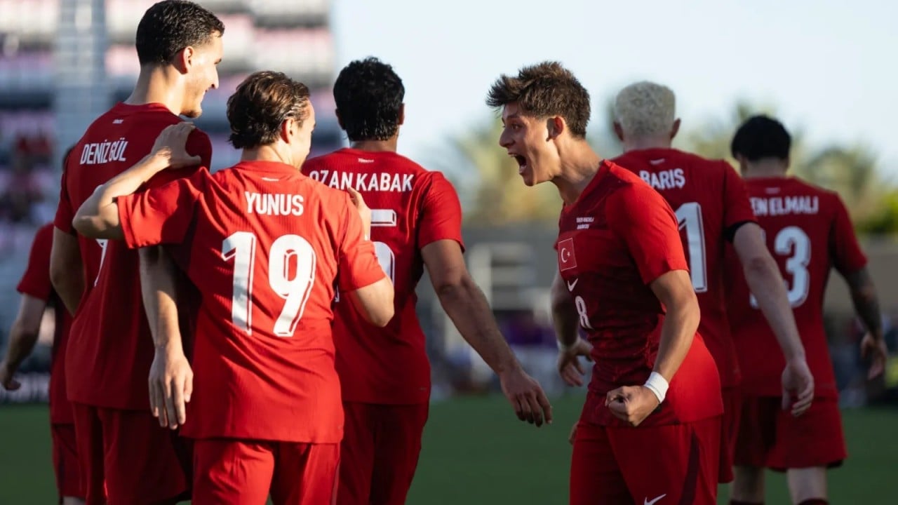 Foto - Türkiye'yi sarsacak iddia: Ahmet Çakar 4 milli futbolcunun isimlerinin baş harflerini açıkladı