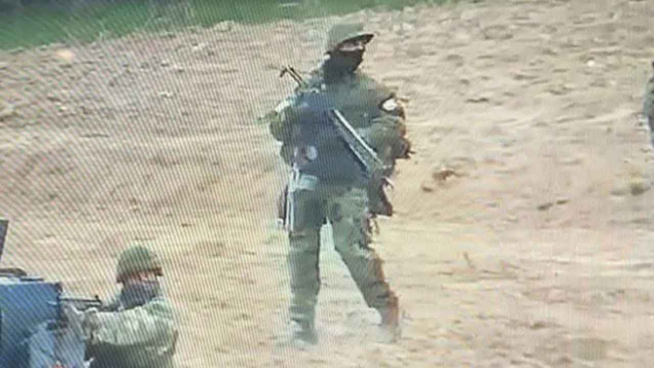 Foto - 'Türkiye'yi karşı silahlanıyoruz' demişlerdi! Askerleri müptezel çıktı