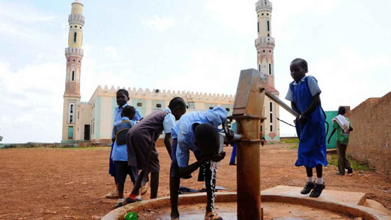 Foto - Türkler suyu buldu! 1000'den fazla kuyu açtı