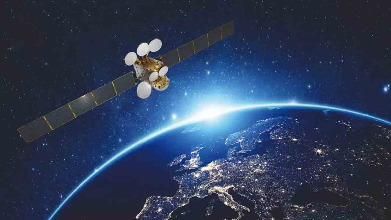 Foto - Türksat 6A bir yıldır görevde! Sırada Türksat 7A var!