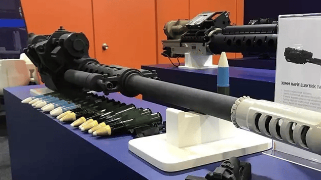 Foto - Türkün çelik yumruğu dünya sahnesinde! ASELSAN’ın akıllı bombacısı dron avına çıktı