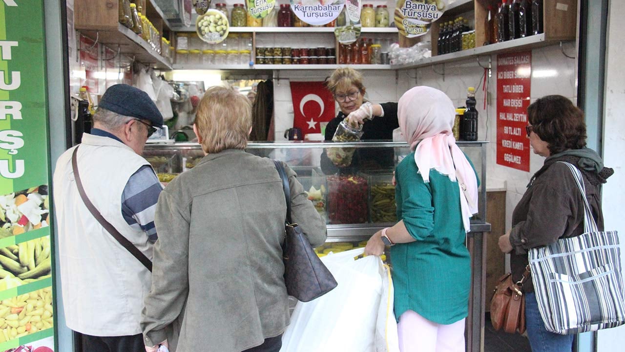 Foto - "Bunu içen hastalanırsa masrafları benden"
