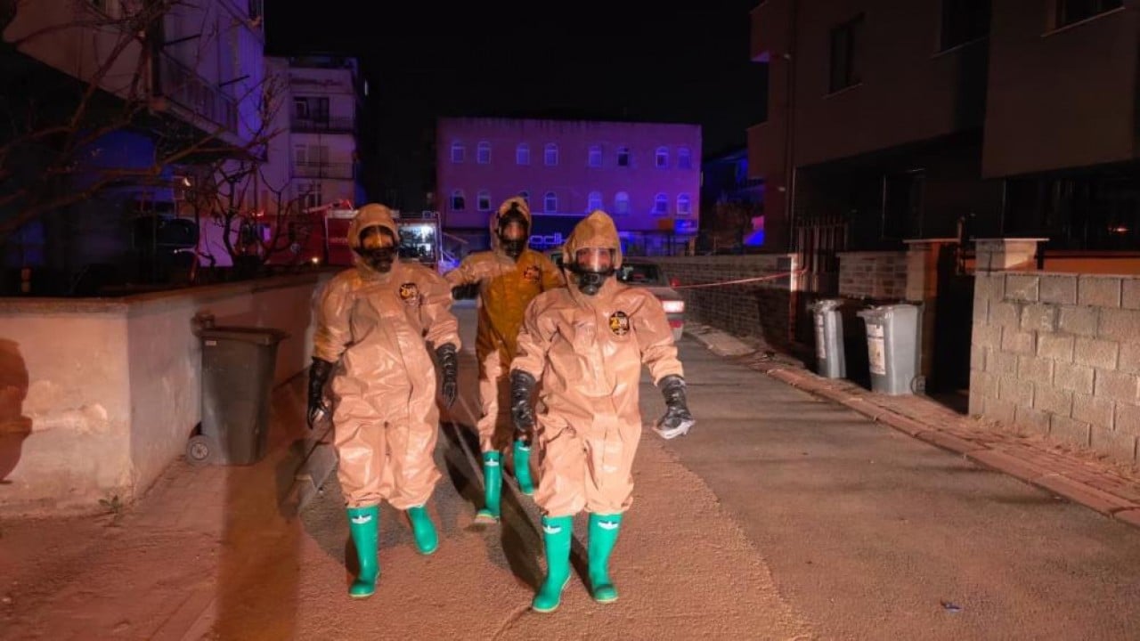 Foto - Tuvalette çakmak çaktı Mahalleyi havaya uçuruyordu