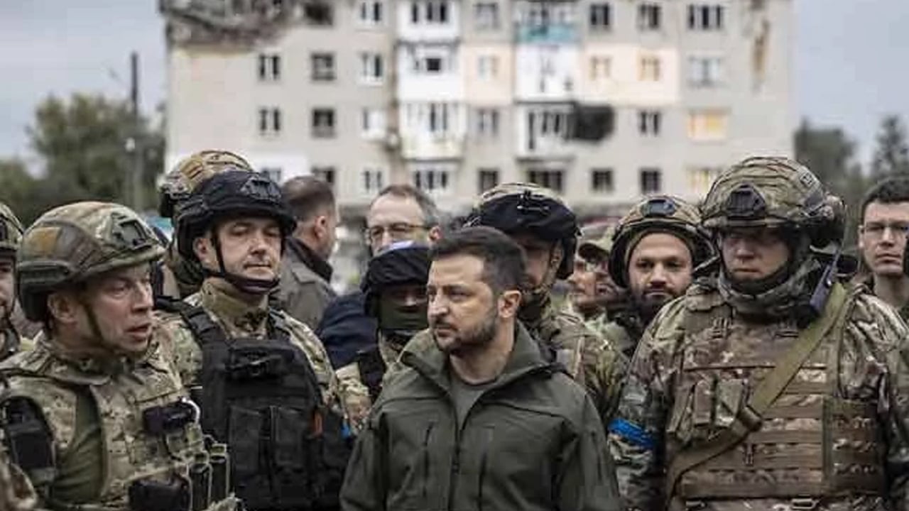 Foto - Ukrayna'dan harekete geçti: BAE'yi ziyaret ettiler! Hakan Fidan ile 12 kasımda görüşmeler yapılmıştı