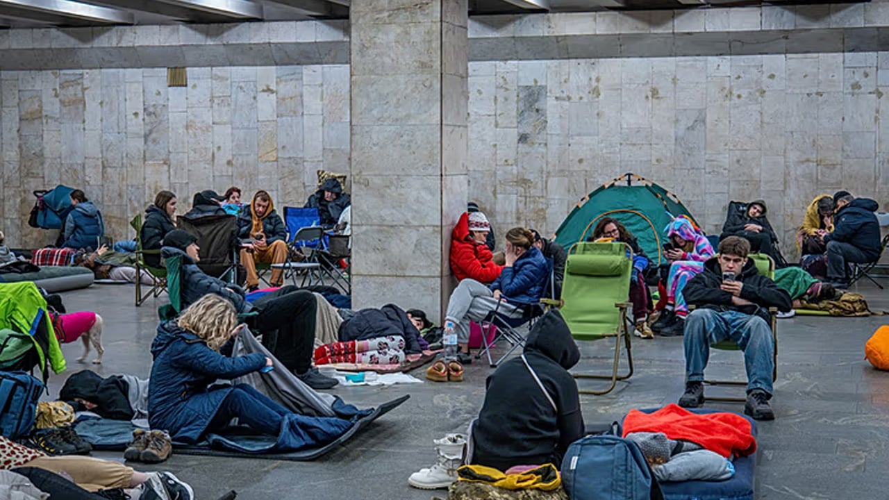 Foto - Ukrayna'da 10 yıllık sorun: 40-50 bin grivnaya kadar kazanıyorlar! Ülke için tehlike çanları çalıyor