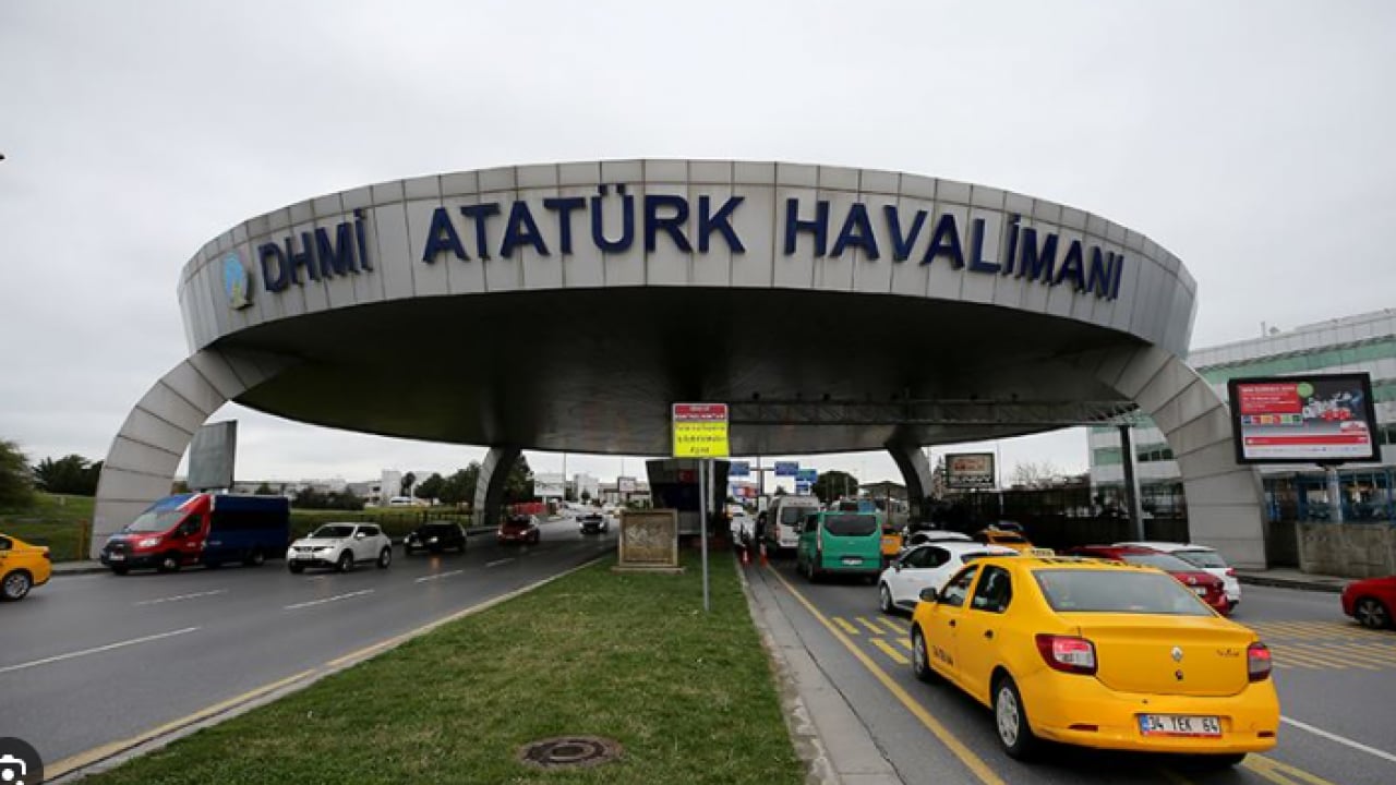 Foto - Ulaşım üssü Türkiye: Havayolundan cumhuriyet tarihinin rekoru!