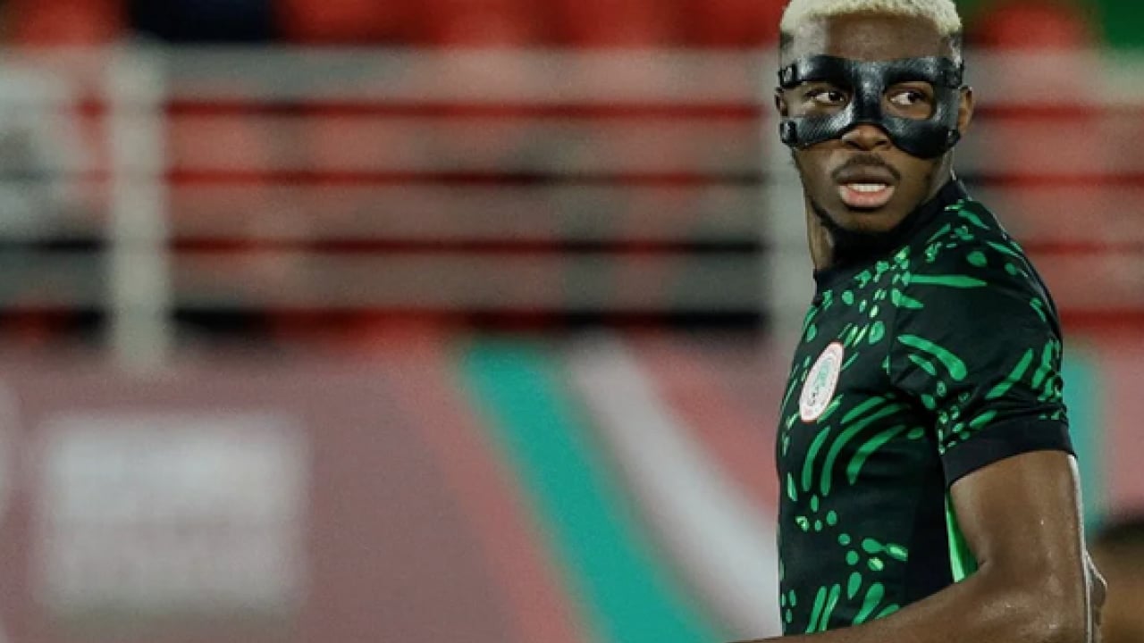 Foto - Ülke şaşkın: Osimhen'in Tanzanya maçında hocasıyla yaşadıkları Afrika'da olay oldu