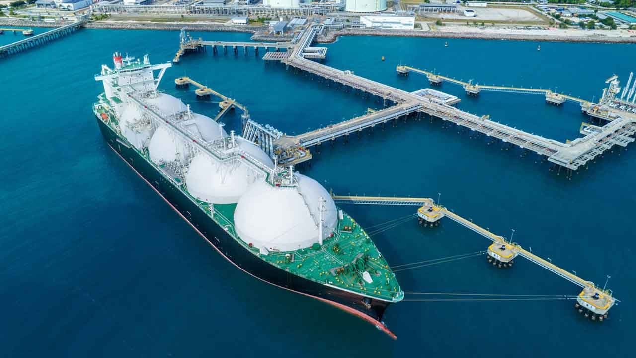 Foto - Ülke yetkilileri sipariş sonrası havalara uçmuştu! Türkiye ilk kez o ülkeden doğalgaz aldı