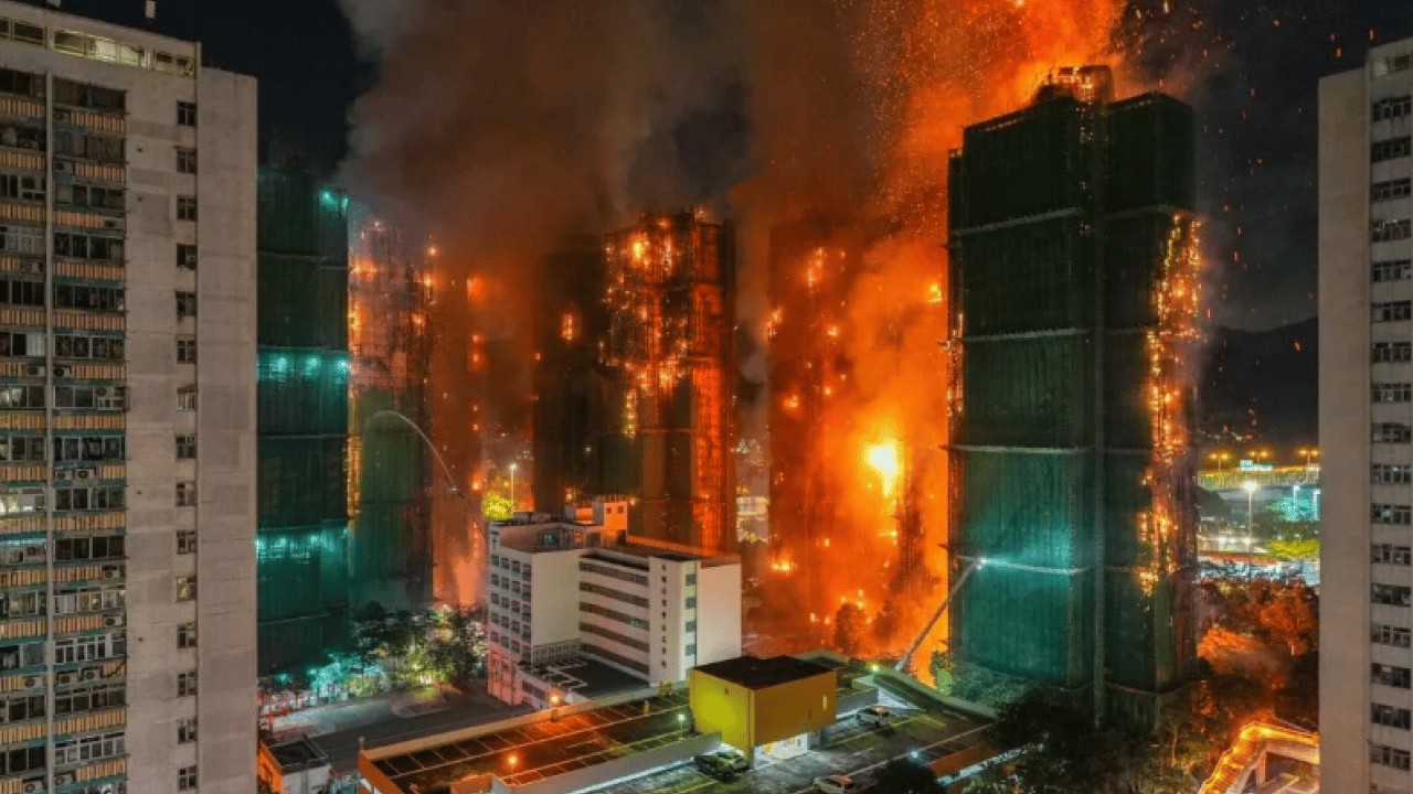 Foto - Ülkede yangın faciası: 2 bin daire kül oldu!