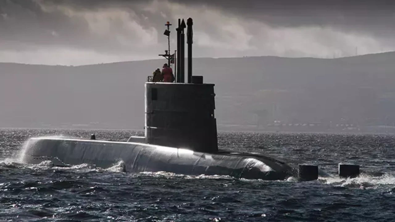 Foto - Ülkenin denizaltı kuvvetlerinde skandal! Görev başında yakalandılar