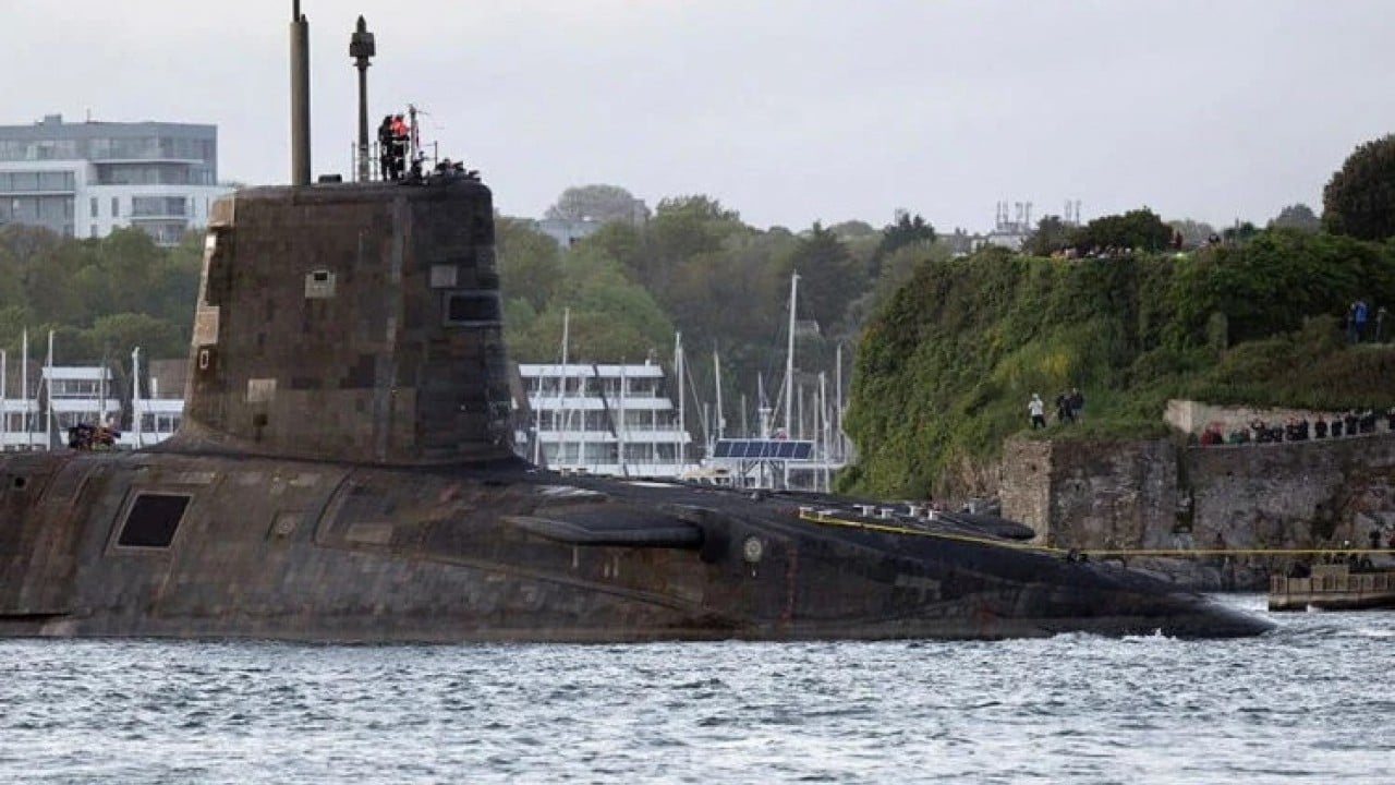 Foto - Ülkenin denizaltı kuvvetlerinde skandal! Görev başında yakalandılar