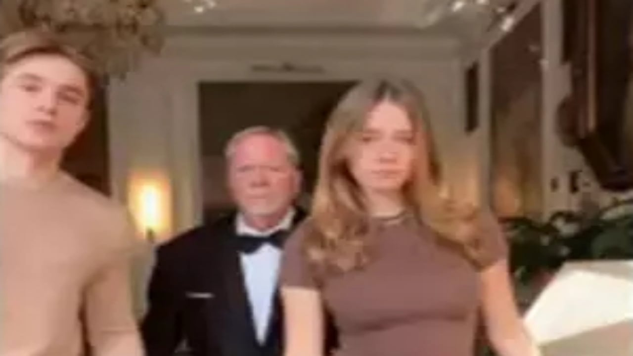 Foto - Ülkesi yanıyor, Zelenskiy fuhuş peşinde! Skandal paylaşım ortalığı karıştırdı