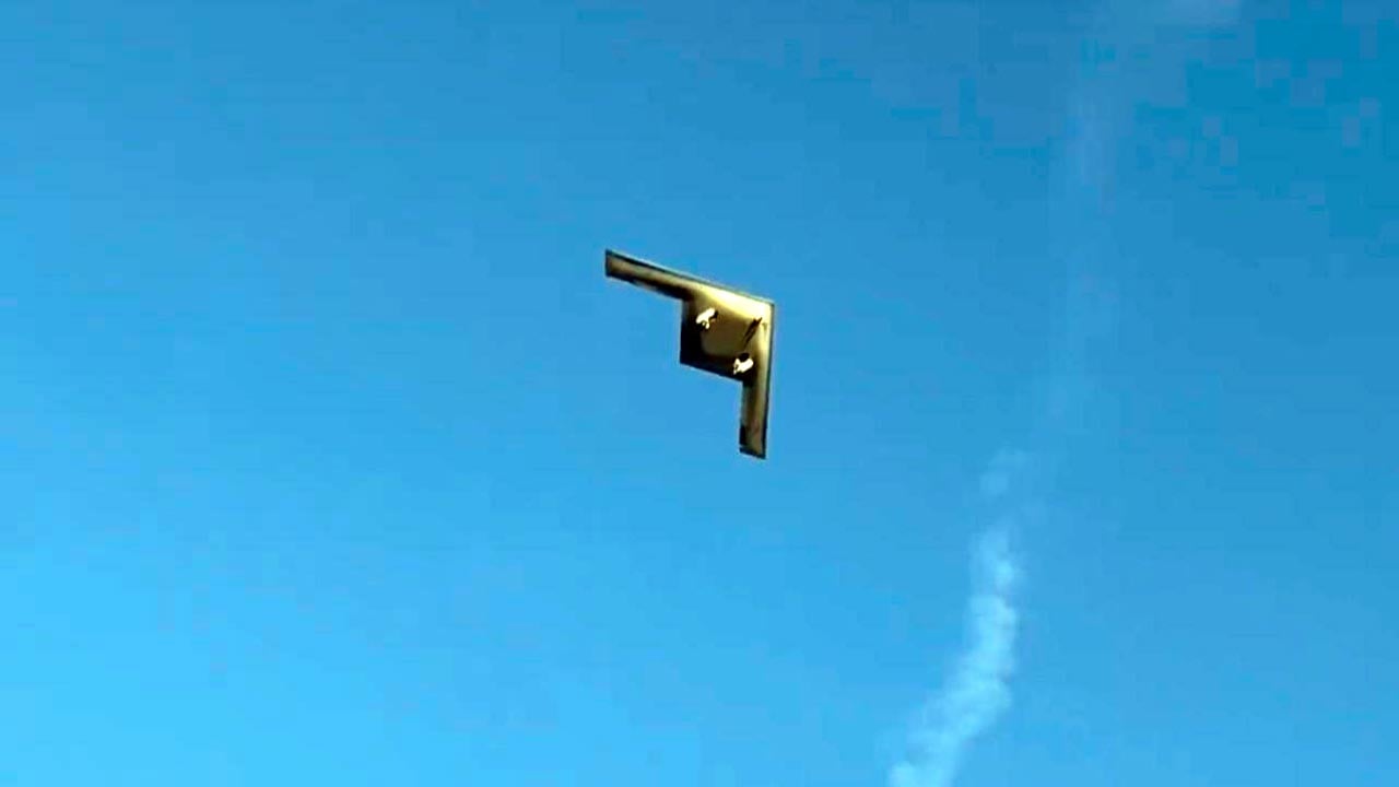 Foto - Ultra gizli RQ-180 insansız uçağı Türkiye'nin dibinde görüldü