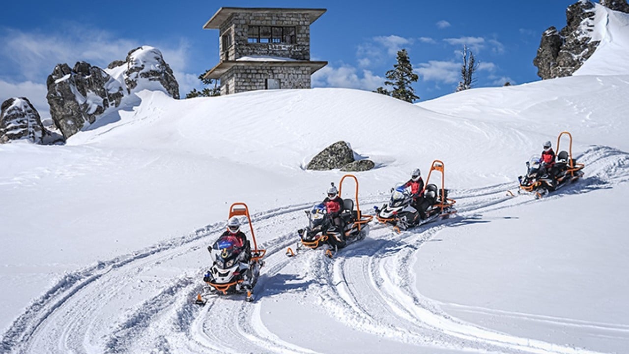 Uludağ'ın hakimi JAK timi destan yazdı
