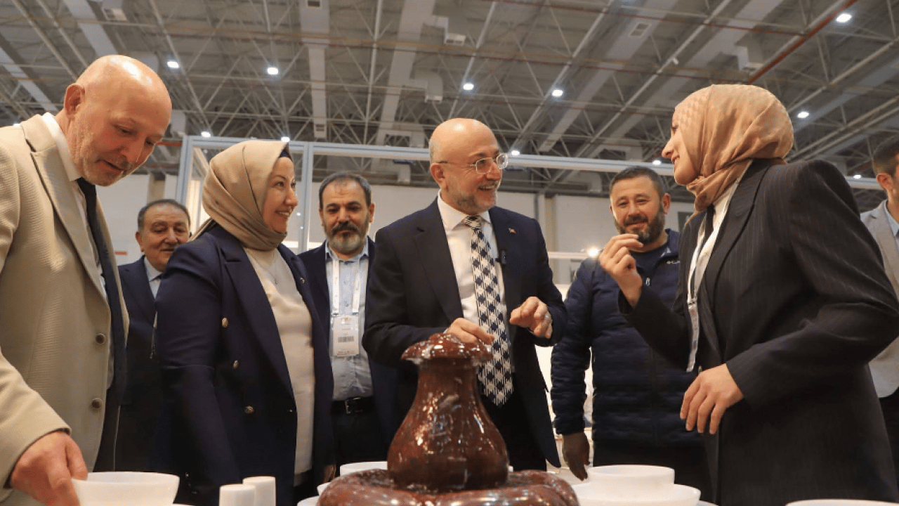 Foto - Uluslararası Doğaltaş ve Teknolojileri Fuarı'na Av. Turgay Şahin çıkarması... 