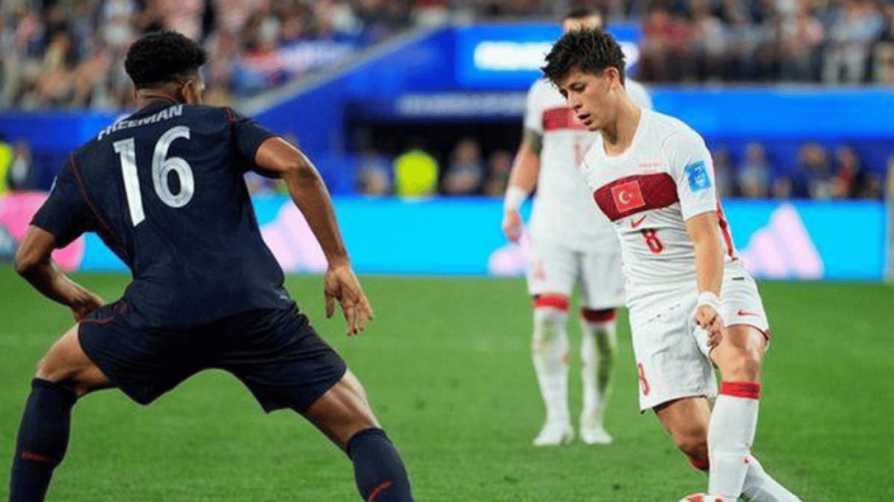 Foto - Ümit Özat'tan olay San Marino göndermesi! Montella'yı yerden yere vurdu!