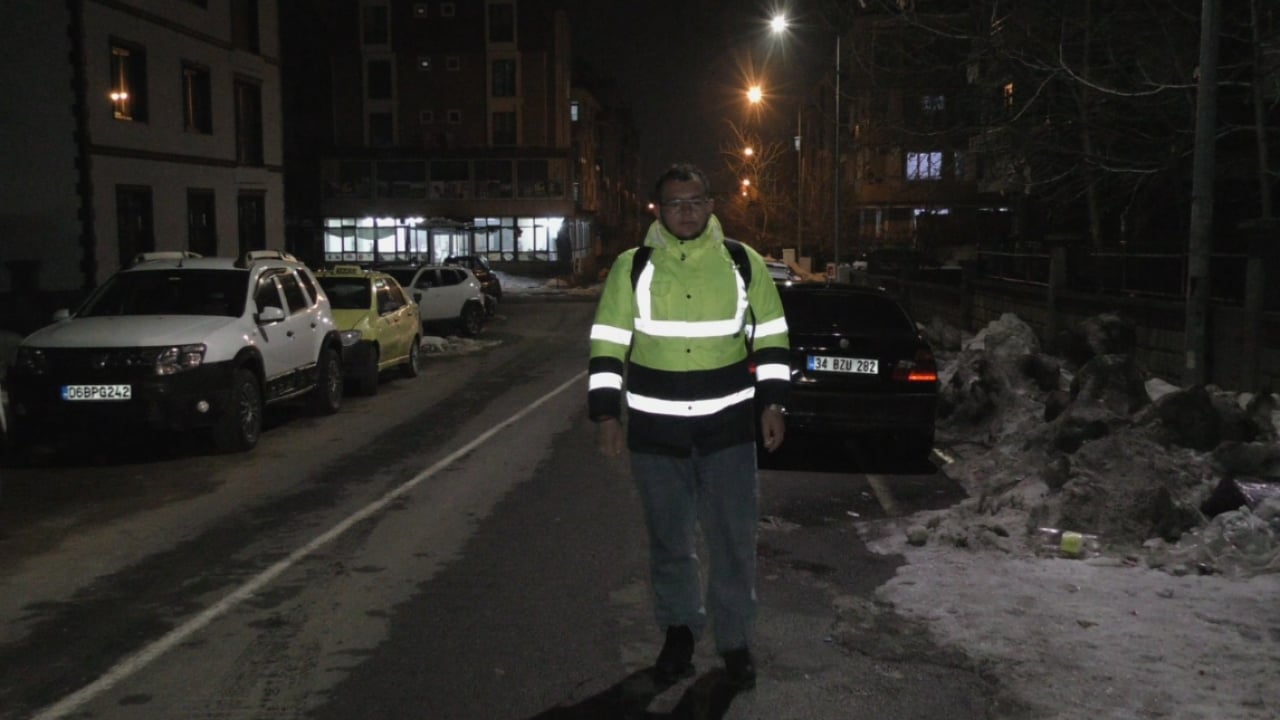 Umreye gitmek için yollara düştü! 6 günde Bingöl'e ulaştı!