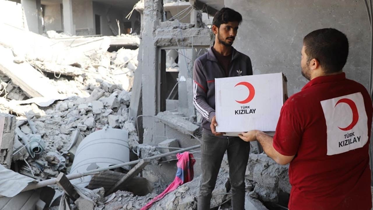 Foto - "Umudun sesini yükseltiyoruz" diyen Erdoğan: Parasıyla silah alamayan ülkeden kendi uçağını üreten ülkeye dönüştük