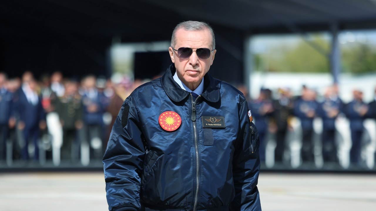 Foto - "Umudun sesini yükseltiyoruz" diyen Erdoğan: Parasıyla silah alamayan ülkeden kendi uçağını üreten ülkeye dönüştük