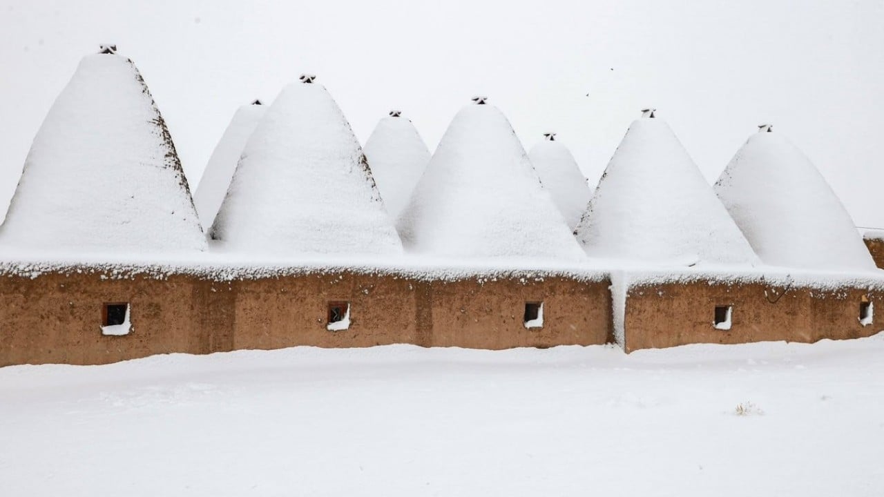 Foto - UNESCO Dünya Mirası Geçici Listesi'nde yer alıyor! Konik kubbeli evlerde kar manzarası
