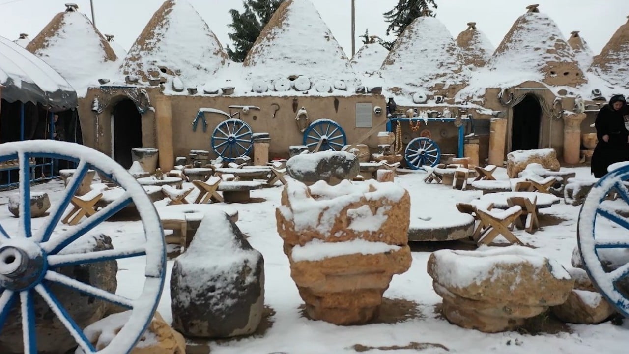 Foto - UNESCO Dünya Mirası Geçici Listesi'nde yer alıyor! Konik kubbeli evlerde kar manzarası
