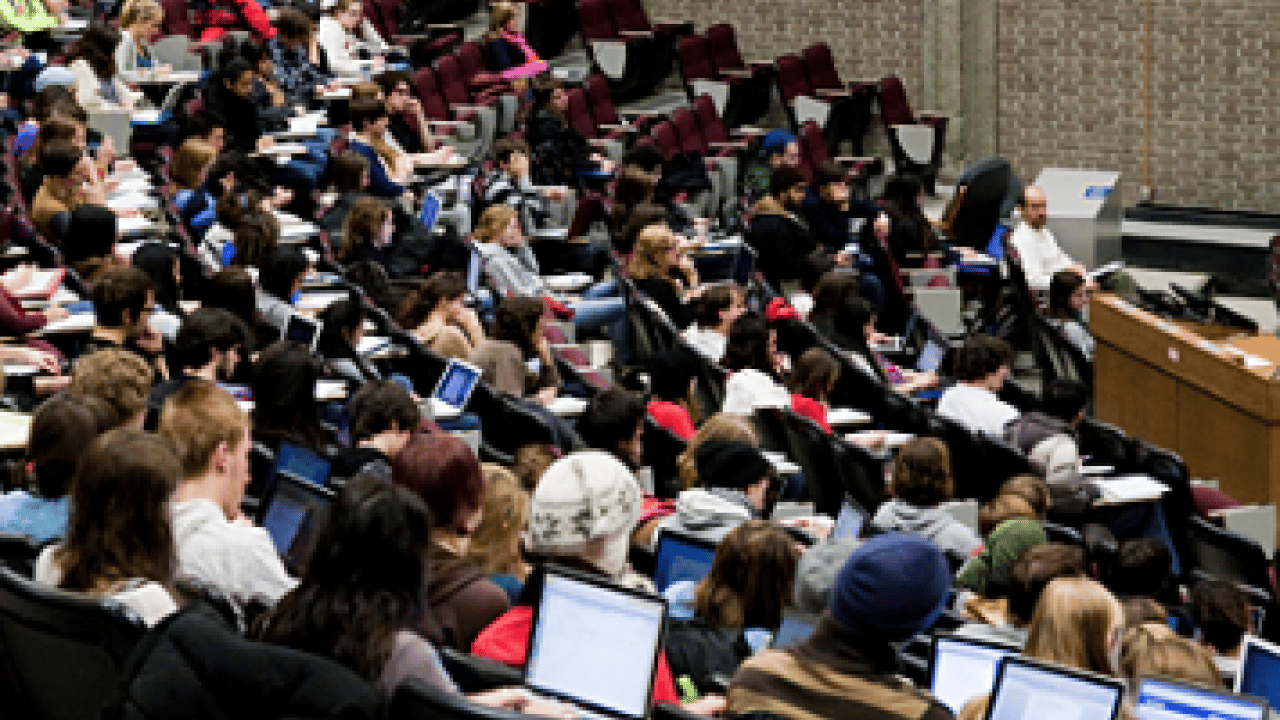 Foto - Canlı yayında duyurdu: Üniversitelerde eğitim süresi kısalıyor! Türkiye'de ilk defa uygulanacak